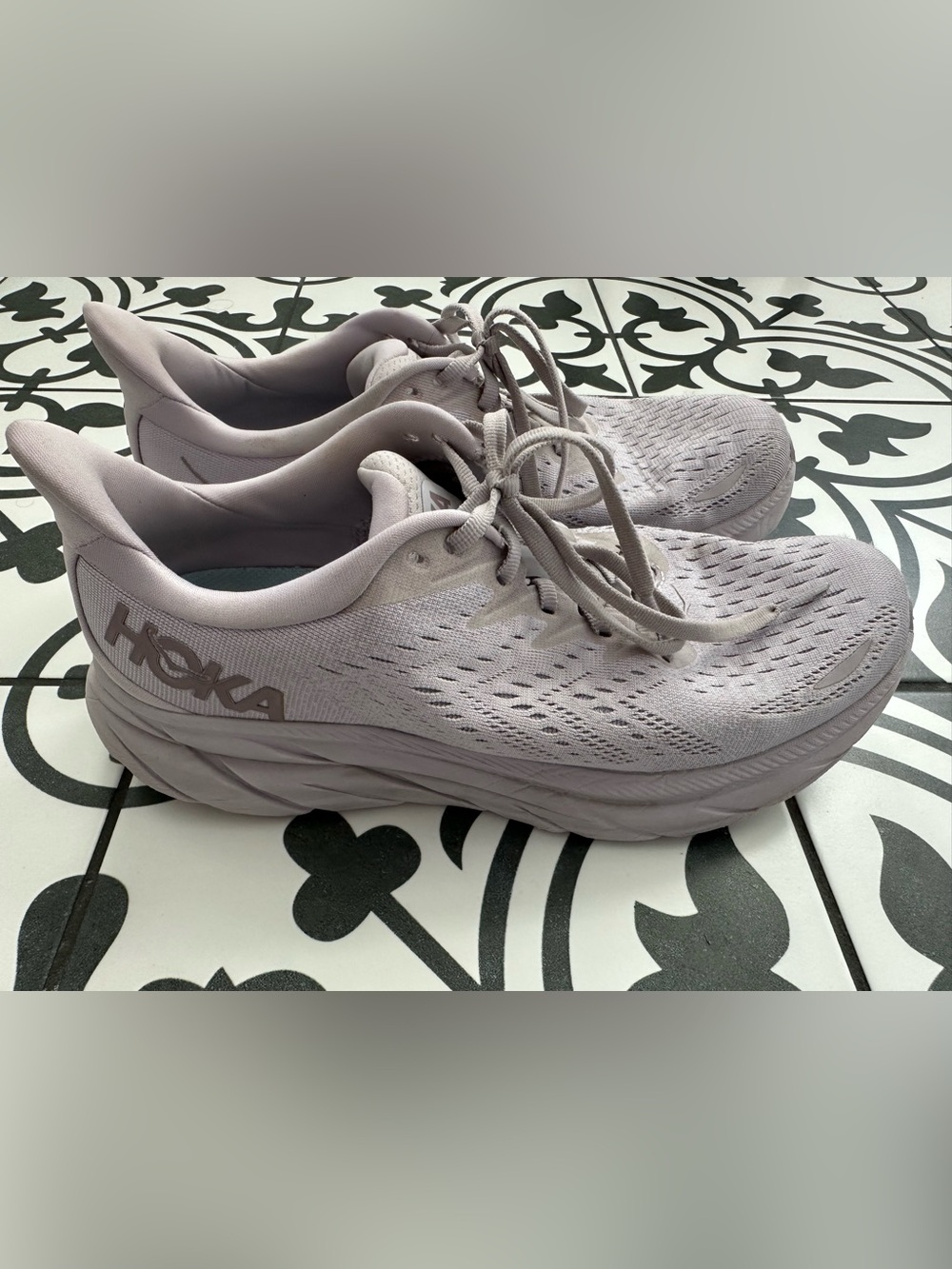 HOKA Women's Clifton 8, Lavender Running Shoes - Size 10.5
